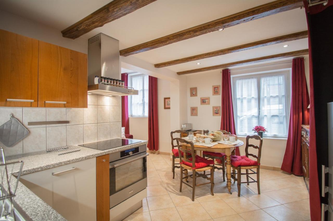 Gite **** Des Bains Strasbourg Exteriör bild